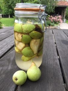 perenlikeur zelf maken